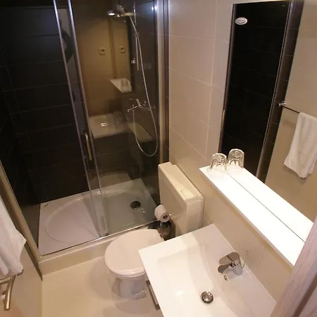 Apartments And Rooms Guesthouse Lorenta Apartment *