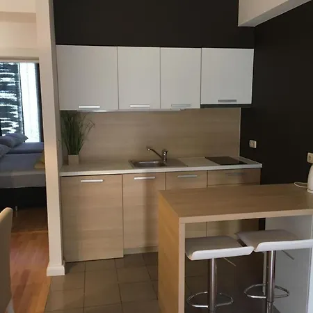 Apartments And Rooms Guesthouse Lorenta Apartment Vodice