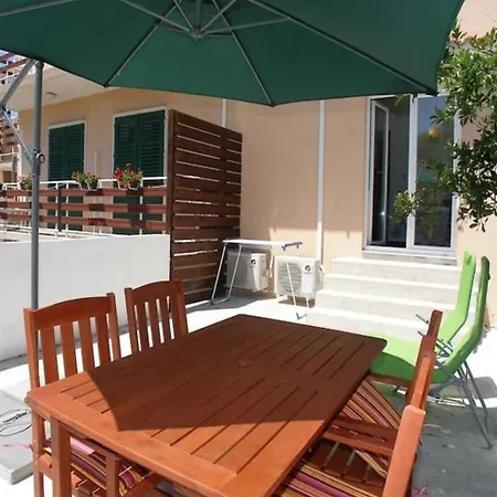 Apartments And Rooms Guesthouse Lorenta * Vodice