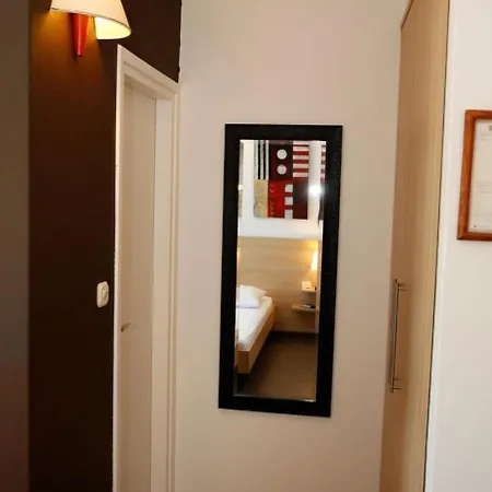Apartments And Rooms Guesthouse Lorenta * Vodice