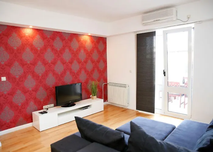 Apartman Apartments And Rooms Plaza