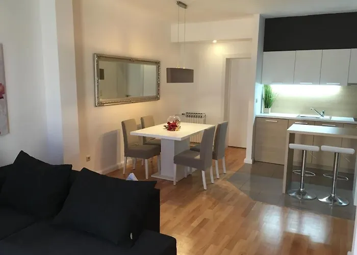 Apartamento And Petar *