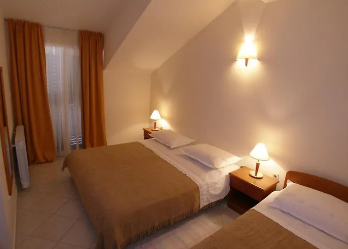 Apartamento And Petar