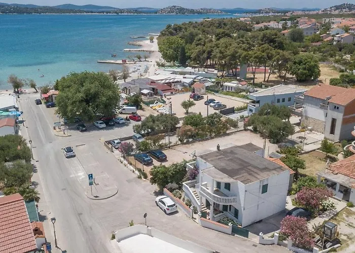 And Petar Апартаменты *